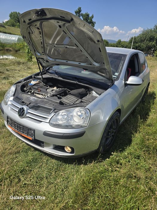 VW Golf V 1.4tsi na chasti