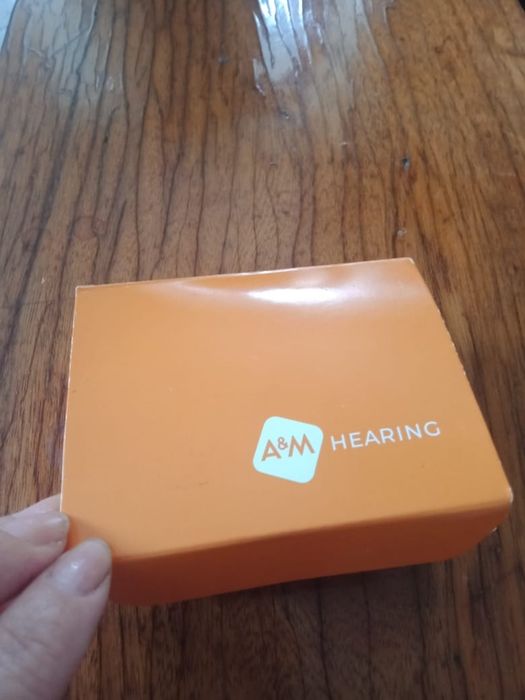 Срочно продам слуховой аппарат