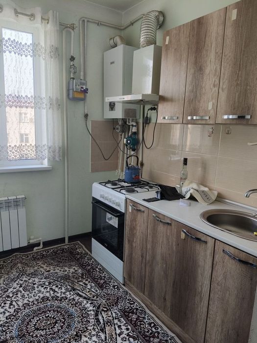 Ijara 2 mavze  4 etajka 2 etaj 3 hona dom