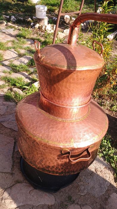 Cazan de făcut țuică