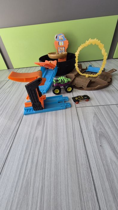 Hot Wheels Monster Trucks Pistă Super Roată
