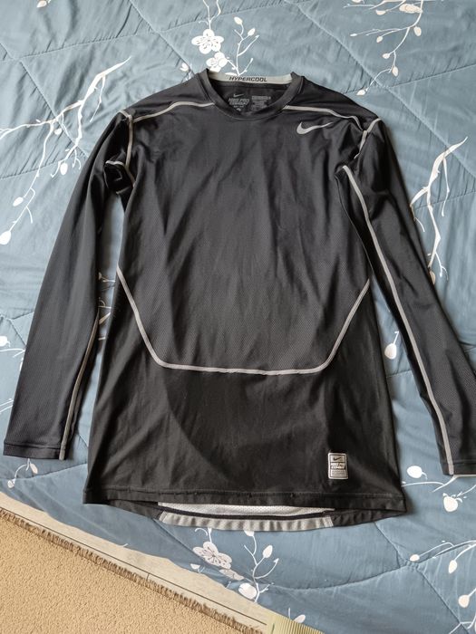 Оригинална блуза на Nike