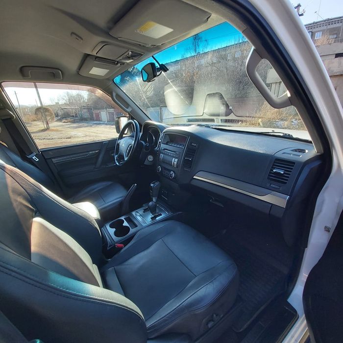 Продам Mitsubishi Pajero