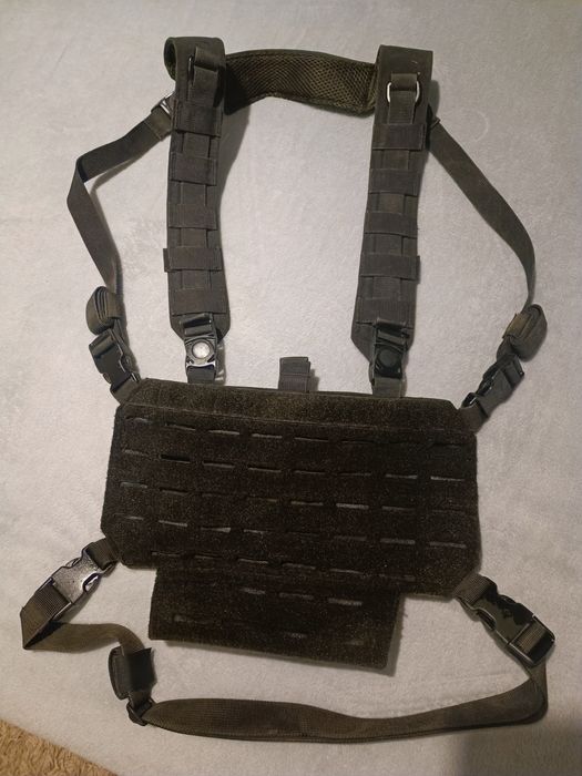 Олекотена тактическа жилетка Miltec