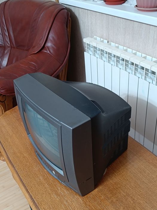 Телевизор TOSHIBA