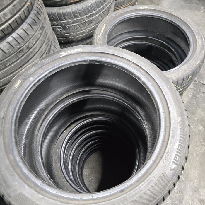 2x 245/40/18 M+S CONTINENTAL 2018 Stare excelentă