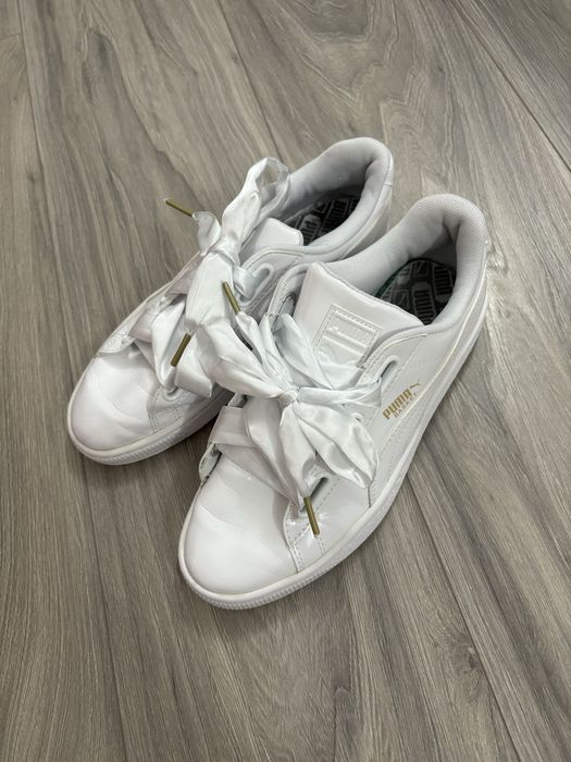 Adidasi Puma numarul 38