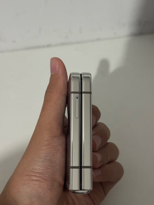 Samsung Z flip 5 512/8gb