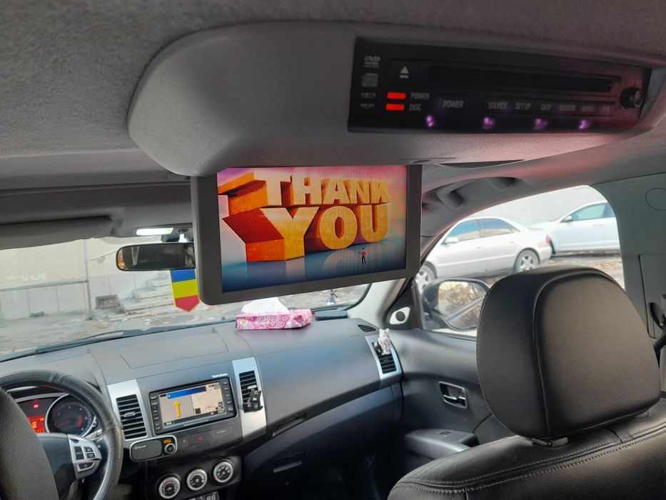 Vând Mitsubishi outlander 2