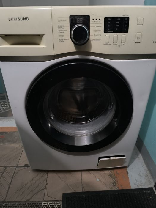 Стиральная машинка автомат