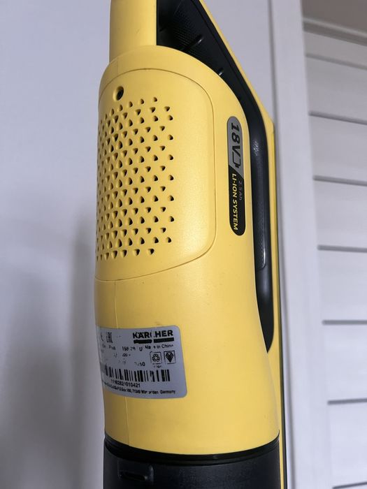 Продам беспроводной пылесос Karcher