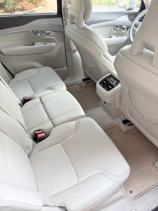 Volvo XC90 inscription, 2016, 7 locuri, full option, impecebila estetic si mecanic, pret 17900€