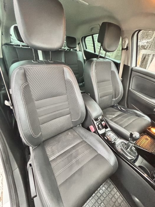 Renault Megane 3 Hatchback 2014 – Ediția Bose | 1.6 dCi | 130 CP