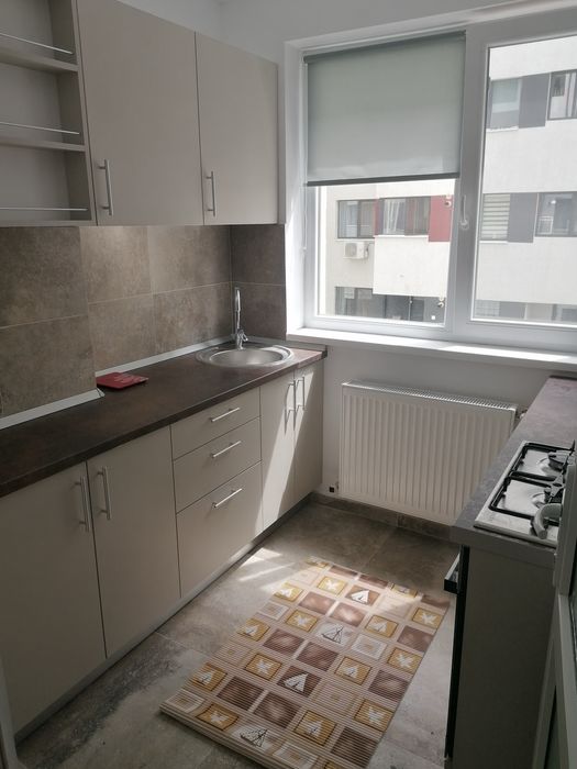 Garsoniera moderna Militari Residence Proprietar