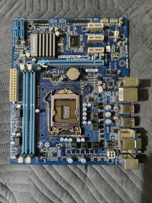 Продам материнскую плату