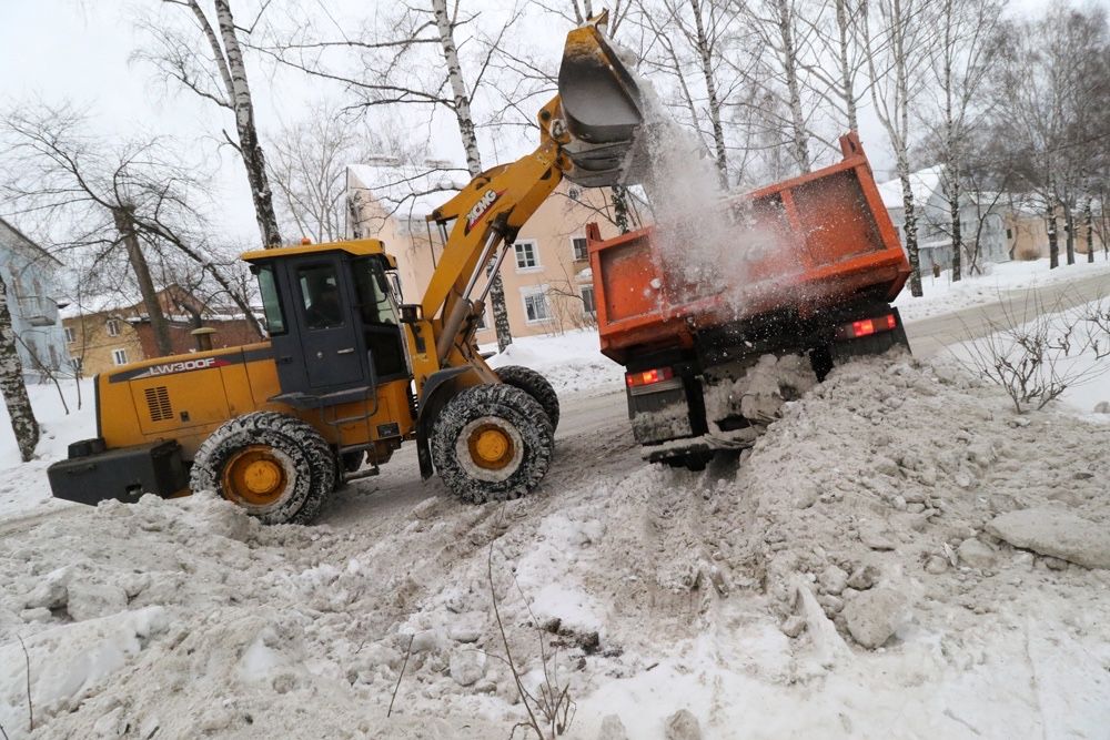 Уборкамснега и мусора вывоз