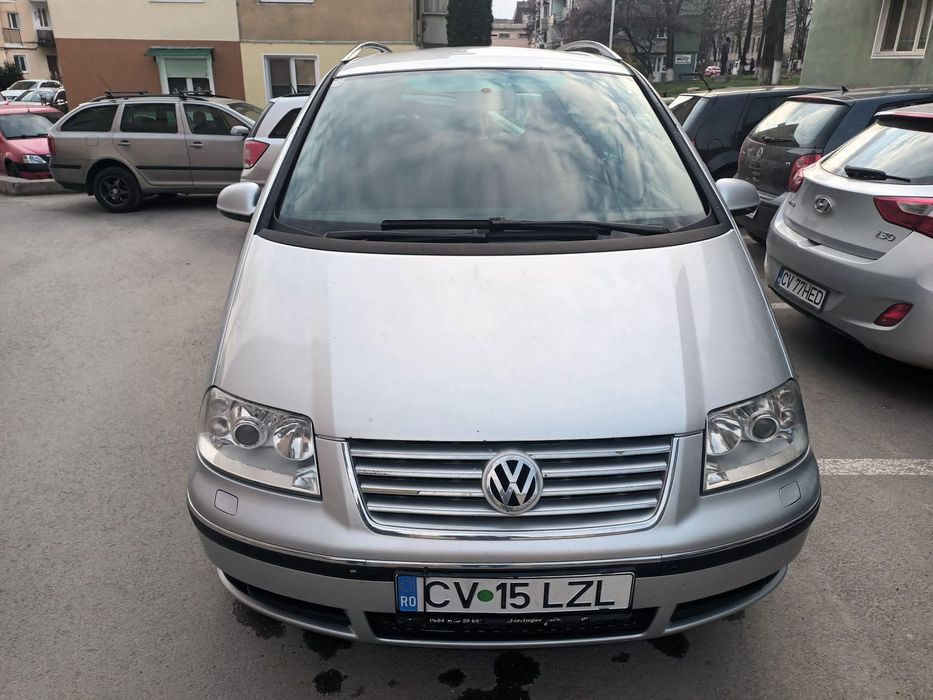 Volkswagen Sharan Primul proprietar în țară. 7 locuri.