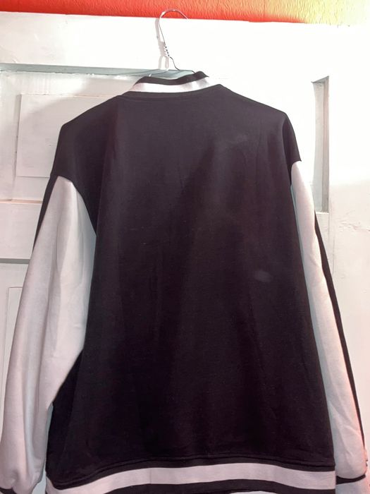 Суитчър/Връхна дреха