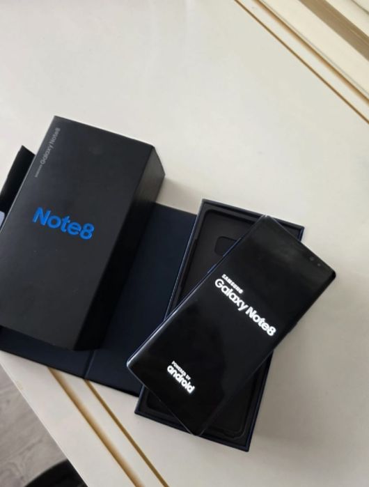 Продам Самсунг ноут 8