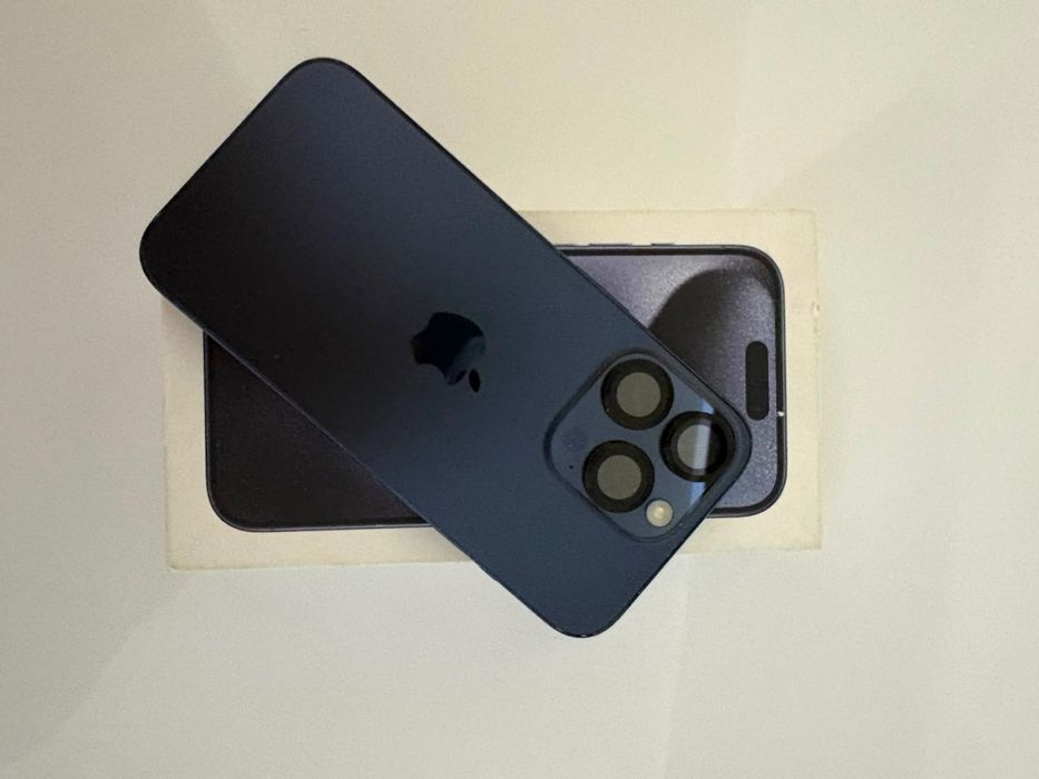 Iphone 15 pro 256г
