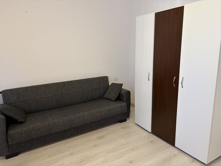 Apartamenr cu 3camere in bloc nou