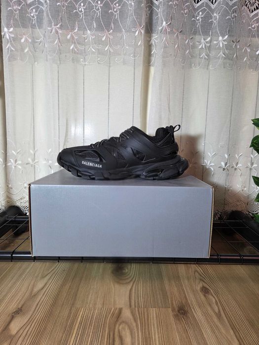 Balenciaga Track marimea 43