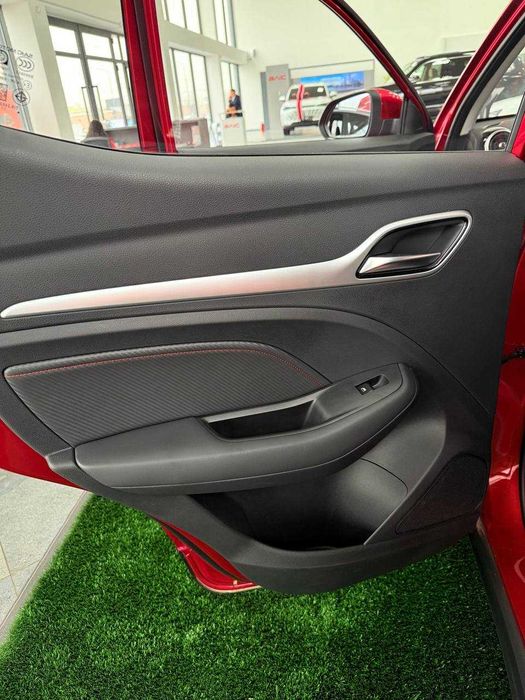 Morris Garages MG ZS Лучше чем Tracker, Kia Sonet