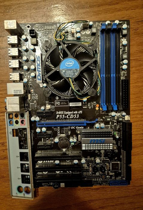 Kit Placa de baza MSI P55-CD53 + Procesor i5-860 + i/o shield + cooler Intel / LGA 1156 ATX
125