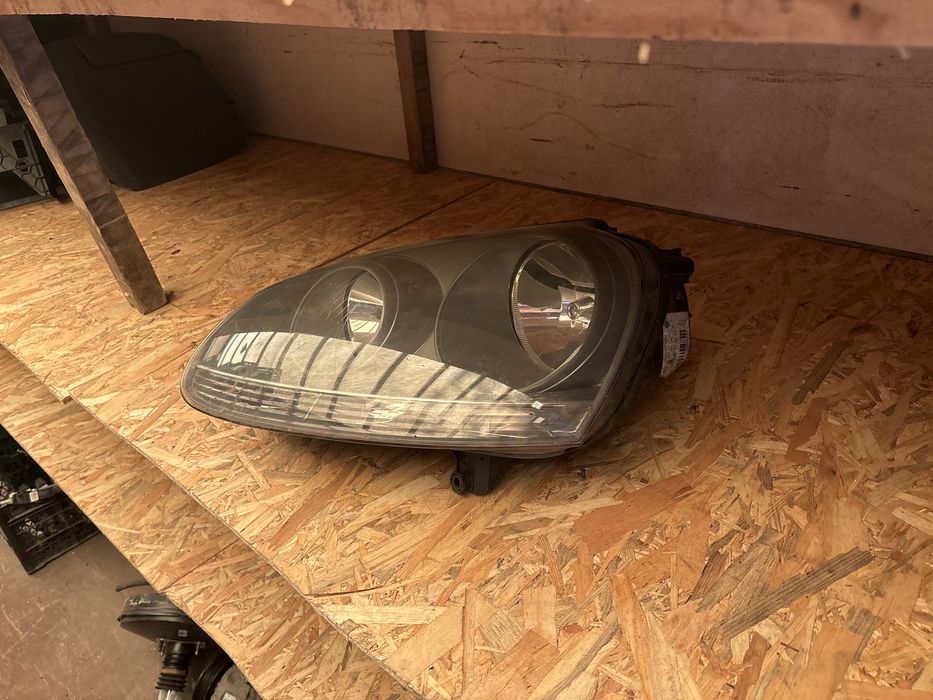 Оригинални Фарове за  Vw Голф 5 2004- 2008г