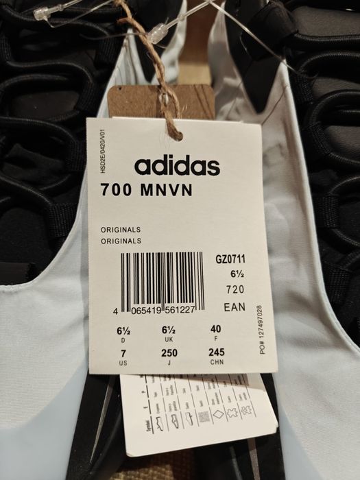 Adidas 700 MNVN Original