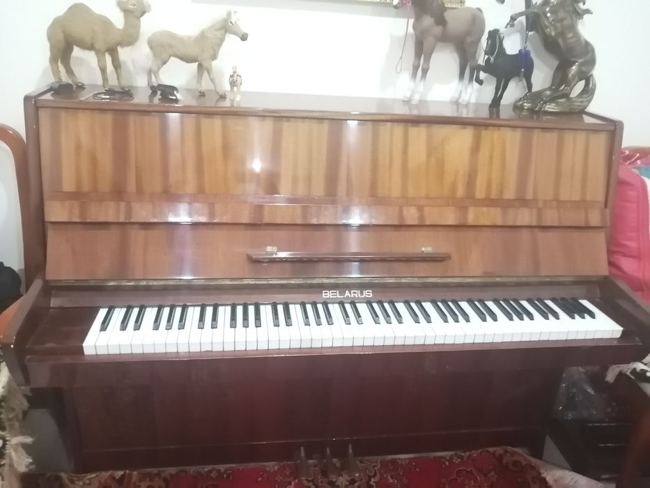 Срочно продаётся пианино