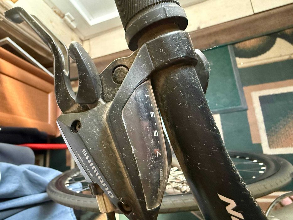 Велосипед для езды по шоссе Giern