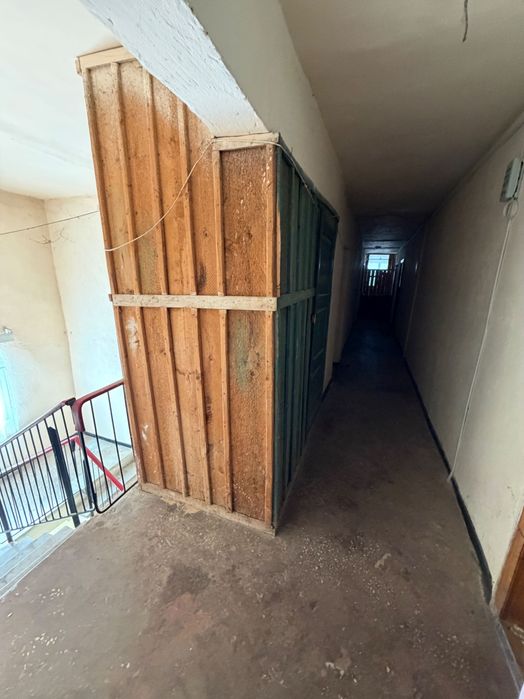 Vând garsonieră în Baia de Arieș