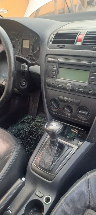 Dezmembrez skoda octavia 2 1.9 bkc bxe cutie dsg proba