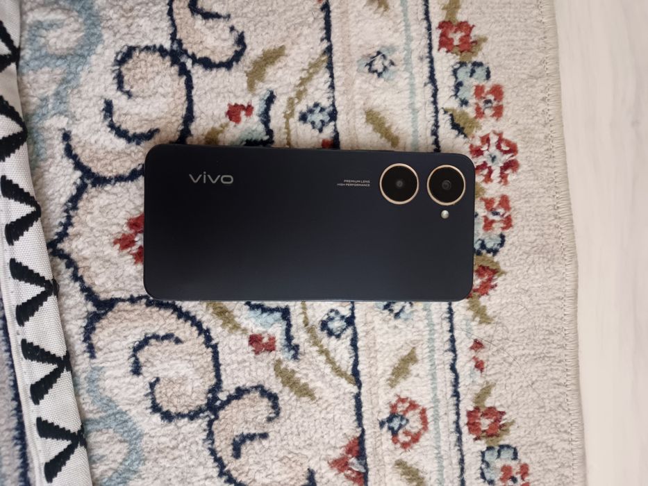 Смартфон Vivo Y03 128Gb