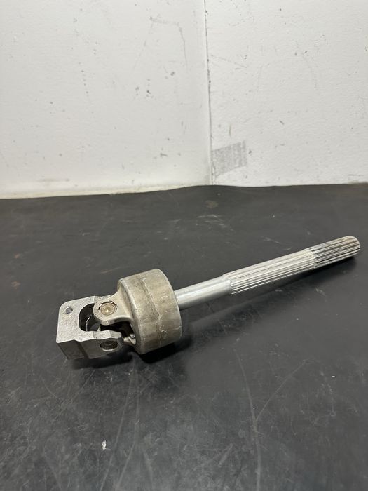 Ax tija coloana directie BMW Seria 5 E60 E61 | 3240768