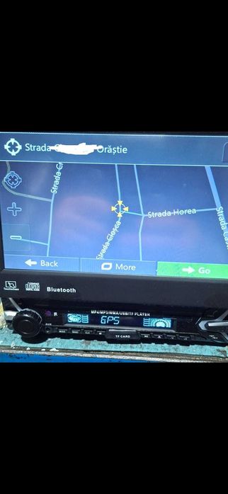 Vând radio cu navigație