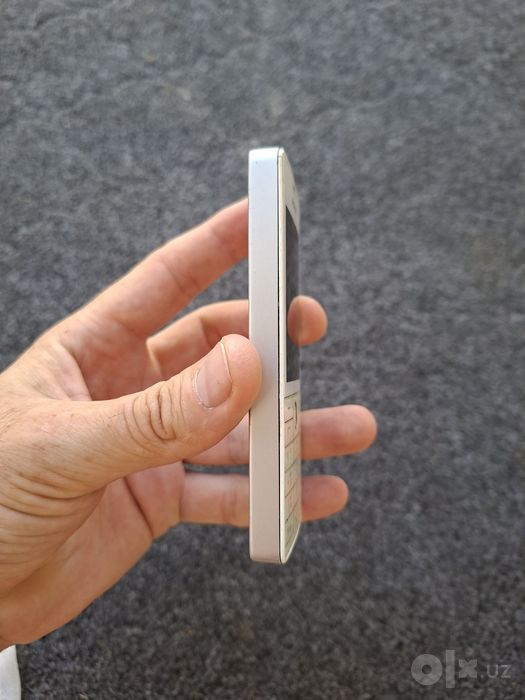 Nokia 515 white sotladi