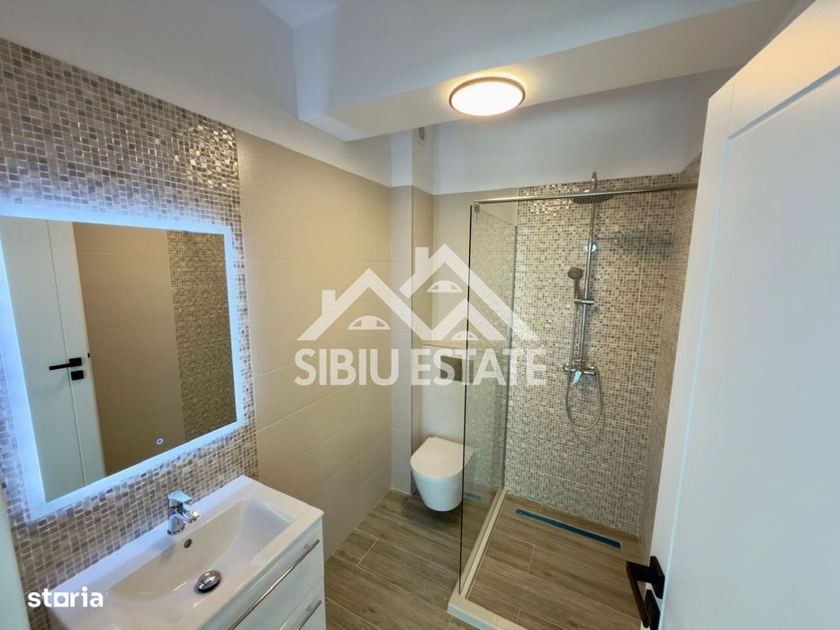 Apartament la CHEIE, 3 camere, 2 parcari si 1 boxa
