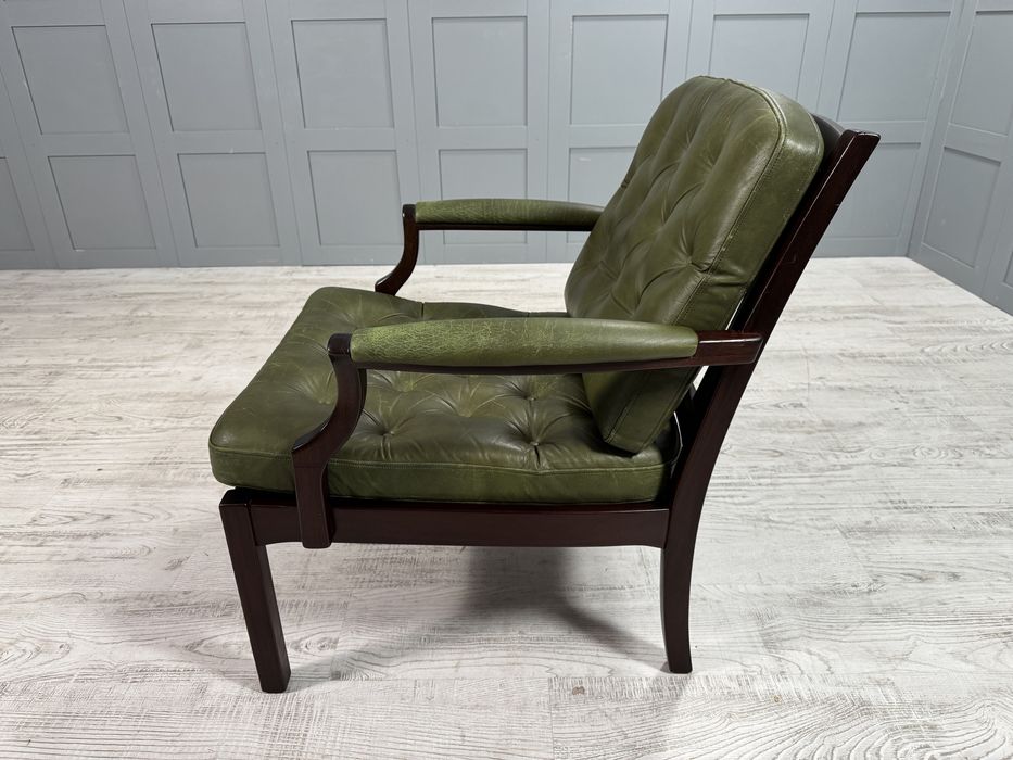 Винтидж скандинавско кресло Д1092