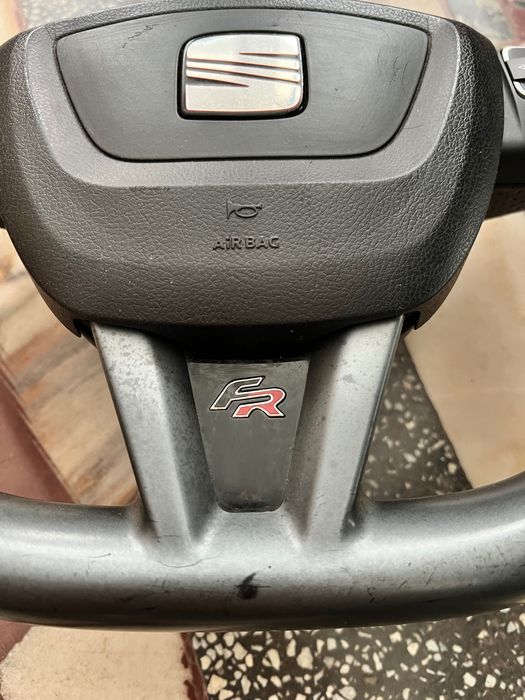 Volan SEAT FR cu Airbag inclus si comenzi volan / tesit cu piele perforata / Seat Leon Toledo Altea