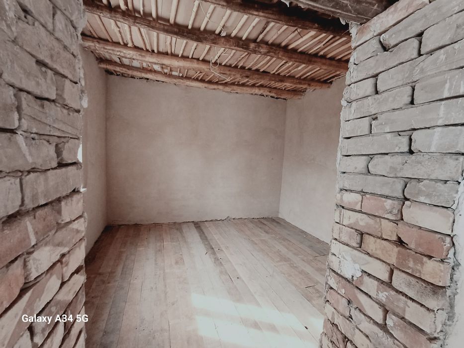 Жай сатилади базардин касинда