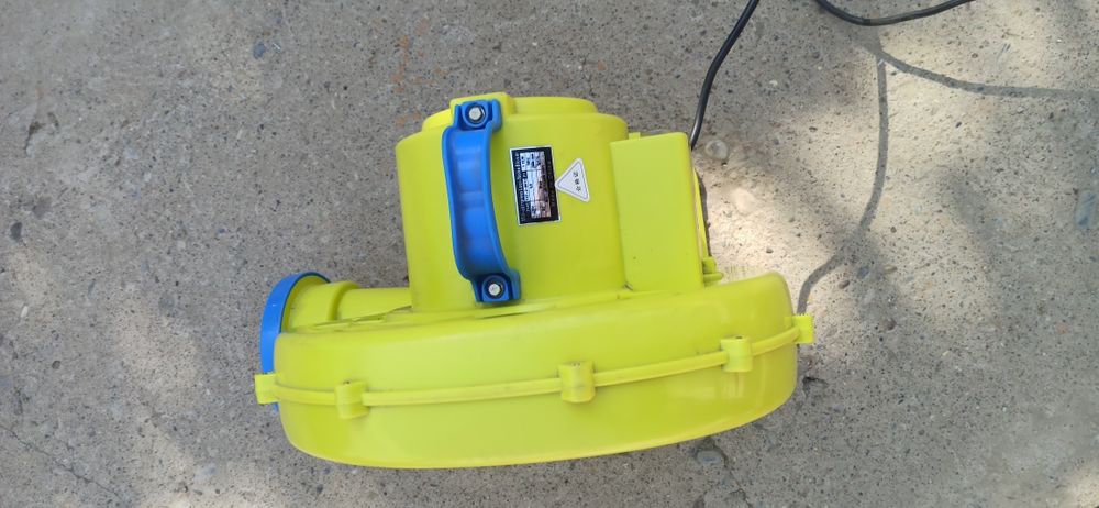 Насос для батута