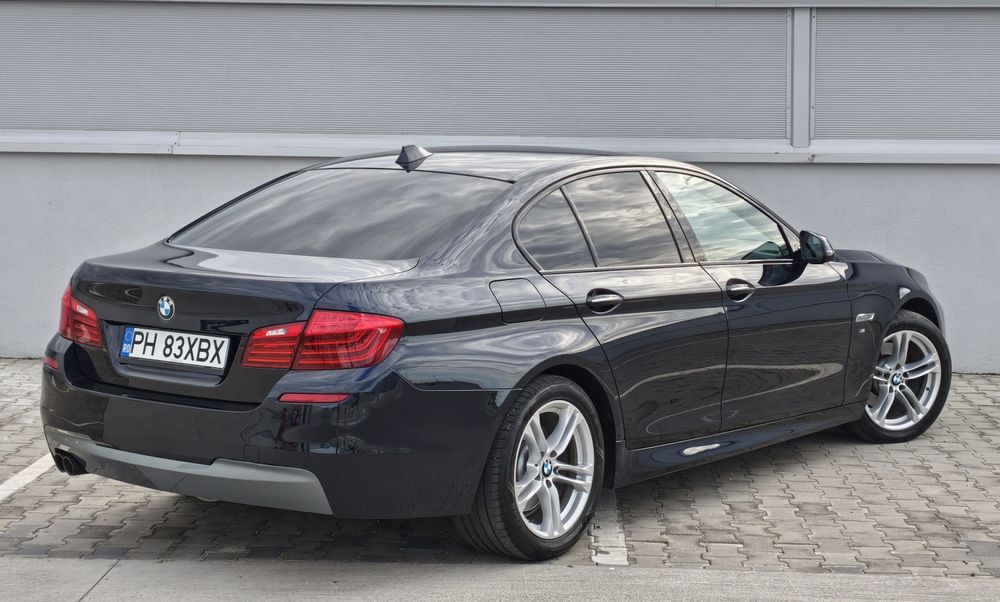 BMW seria 5 F10 Facelift M Paket 190cp 4x4 X-drive Euro6 Germania încălzire moduri navigație automat piele faza lunga automata clima doua zone
