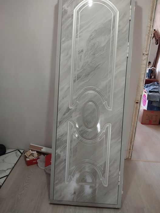 Xommom va xojatxona uchun eshik