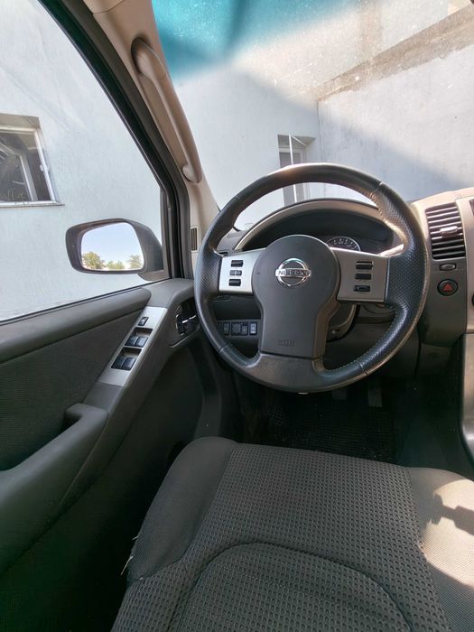 Nissan pathfinder 2005