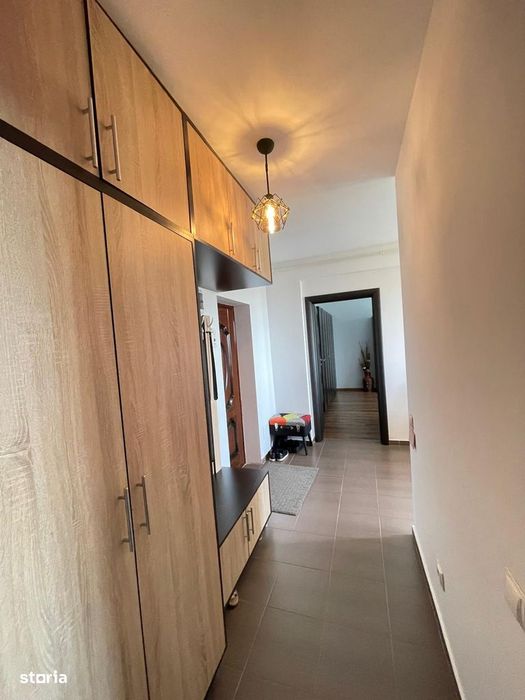 Garsonieră spațioasă de vânzare + loc de parcare | 86.500 €
