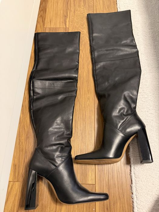 Черни ботуши Zara