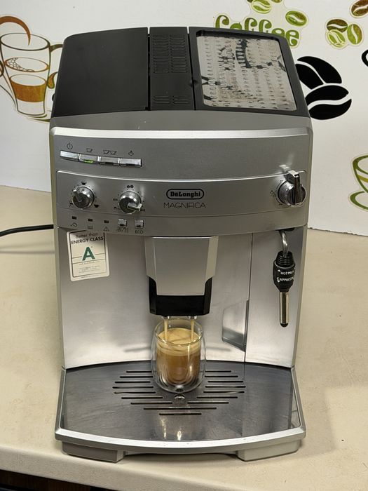 Кафемашина кафе автомат delonghi magnifica с гаранция