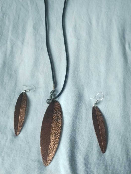 Комплект колие и обеци от мед